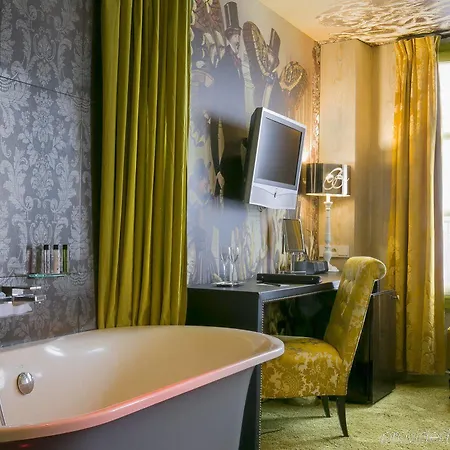Le Bellechasse Saint-germain Hotell 4*